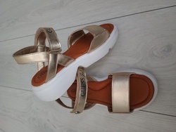 Sandały Dziecięce Guess