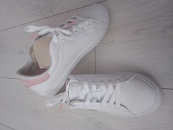 Buty Białe Lacoste