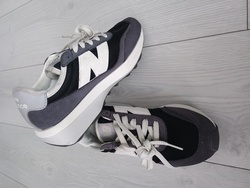 New Balance 370