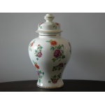 Duża amfora w kwiaty