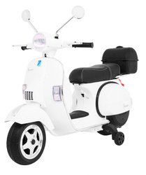 Skuter Vespa elektryczny dla dzieci Biały Kółka pomocnicze Audio Ekoskóra EVA Wolny Start
