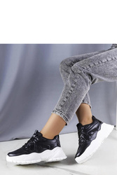 Czarne sneakersy na masywnej podeszwie Lorene - Solea